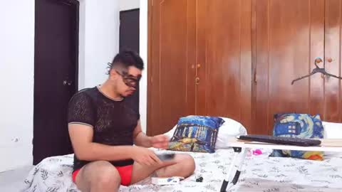faryzuir online show from June 20, 6:36 pm
