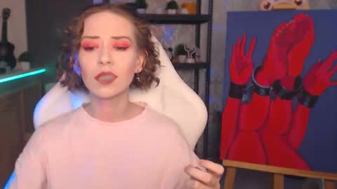 Fascinating   Eyes online show from February 8, 9:40 pm