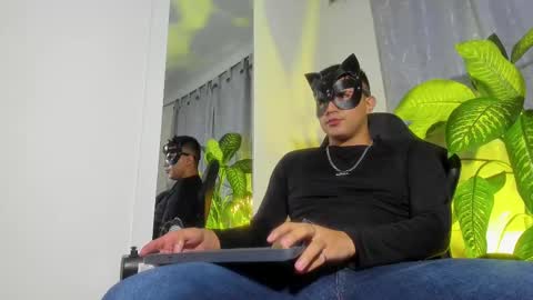 Johan online show from January 22, 2:48 am