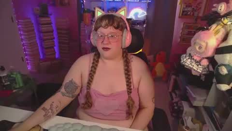 FatVeronica online show from June 20, 9:43 pm