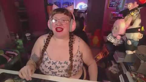 FatVeronica online show from April 27, 12:03 pm