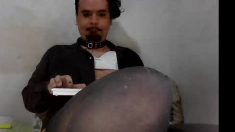 Faux Feitico VSW online show from April 1, 3:20 pm