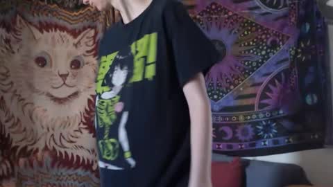 Mossfairy online show from October 18, 4:22 pm