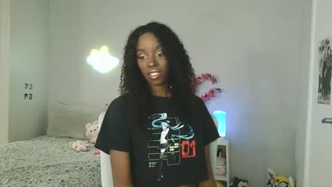 Faye Love online show from October 7, 6:53 am