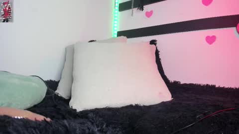 feel_the_touch online show from March 1, 12:17 am