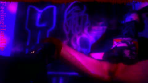 FeelingHardUp online show from June 14, 1:27 am