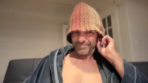 feelplaygroundflow online show from September 24, 4:30 am