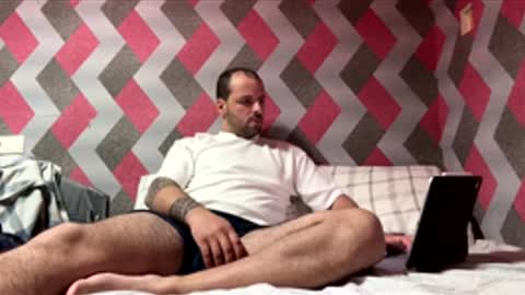 feet_fet online show from April 28, 12:09 pm