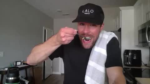 Ethan Slayher online show from May 5, 9:31 pm