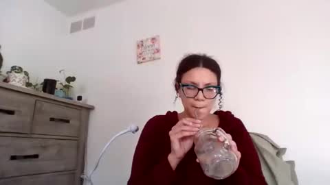 Soley online show from January 18, 8:07 pm