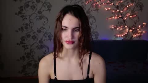 Frida online show from February 11, 6:45 pm