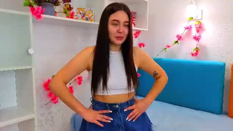 Molly online show from June 29, 10:15 am