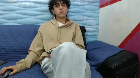 Felipe Browns online show from January 16, 12:52 pm