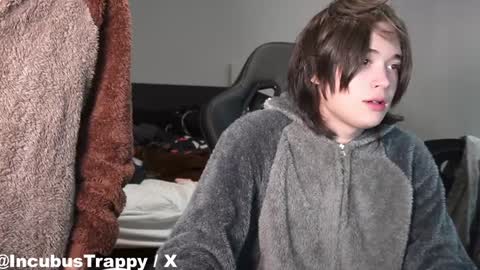 felix0420 online show from December 31, 7:10 am