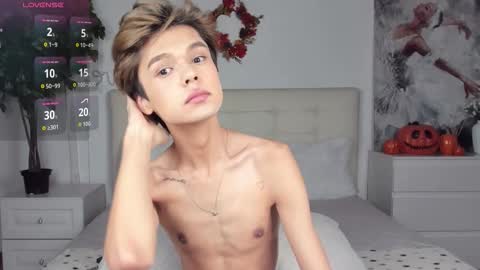 Felix online show from November 5, 4:09 pm