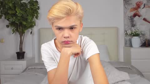 Felix online show from February 7, 10:19 pm