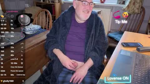 Adam online show from November 27, 8:33 am