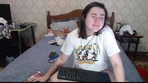 Snapshot of felvivalkitty chatting on January 4, 2:35 am Seva online show from January 4, 2:35 am