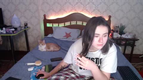 Snapshot of felvivalkitty chatting on January 6, 1:42 am Seva online show from January 6, 1:42 am