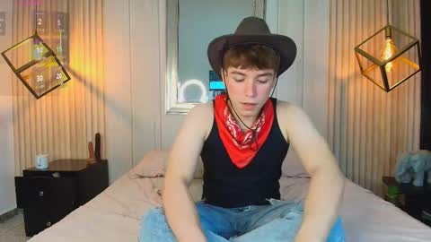 Femboy Max online show from October 11, 1:05 pm