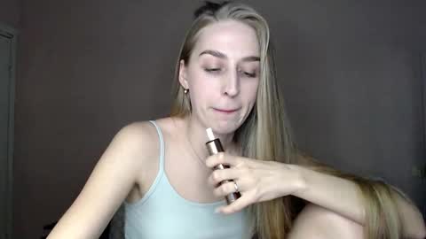 Femke online show from February 11, 10:35 pm