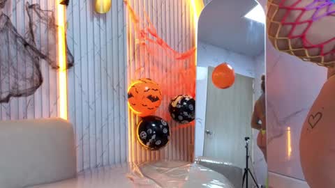 Ferchis  online show from October 17, 3:05 pm