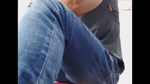 fernandez_latinblack online show from January 4, 11:06 pm