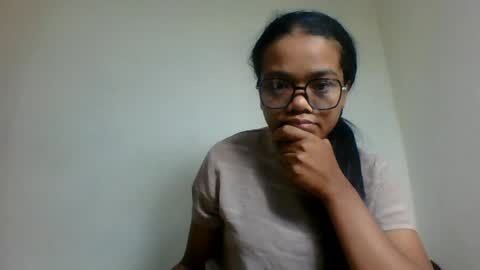 fetranialdy online show from June 27, 2:23 pm