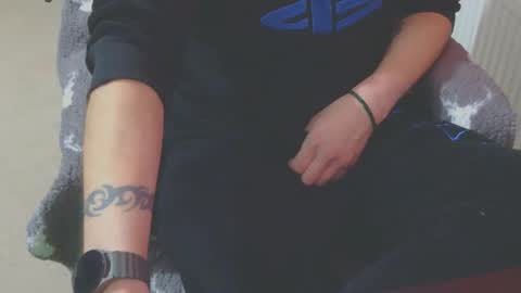 ffys2025 online show from October 13, 7:49 pm