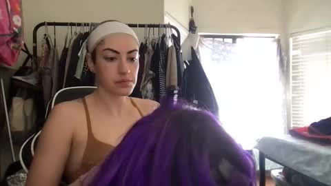 fgsammie online show from March 9, 9:30 pm