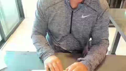 fhetzl online show from October 11, 12:15 am