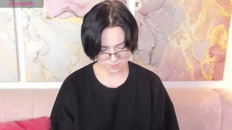 fiamoory online show from October 11, 2:27 am