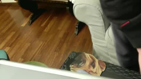 Fid online show from October 28, 9:49 pm