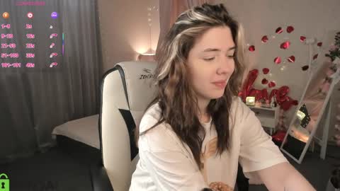 Filla online show from April 2, 3:03 am