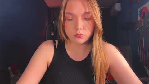 Rebecca online show from May 12, 5:33 pm