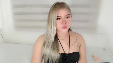  Angela  DONT FORGET TO FOLLOW AND GIVE ME APPRECIATION online show from February 1, 3:25 am