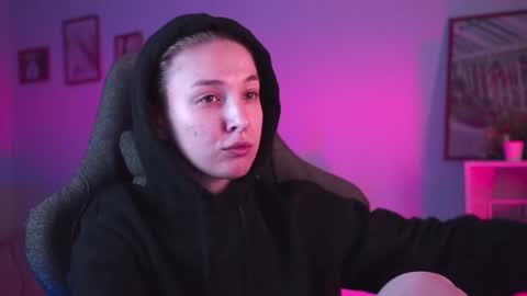 cap and Lana  online show from February 23, 8:06 am