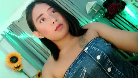 Cassandra Madrigal online show from February 3, 11:03 am