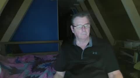 finderfiner online show from November 23, 10:46 am