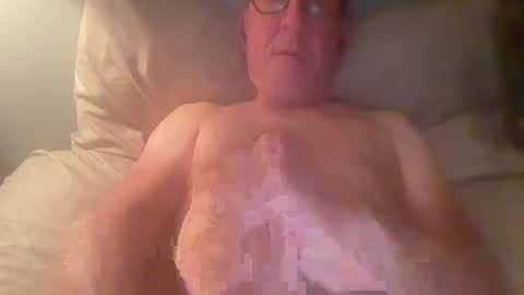 Snapshot of findjeff chatting on September 14, 5:10 am findjeff online show from September 14, 5:10 am