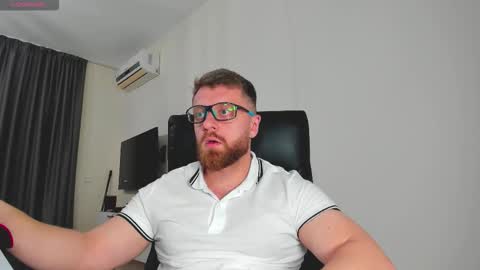 FindomGuyXXX online show from March 5, 11:08 am