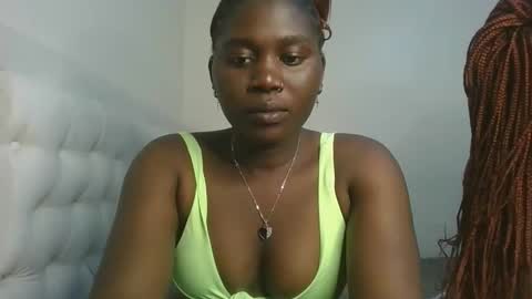 melanie online show from October 12, 9:57 am