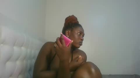 melanie online show from November 7, 8:33 pm