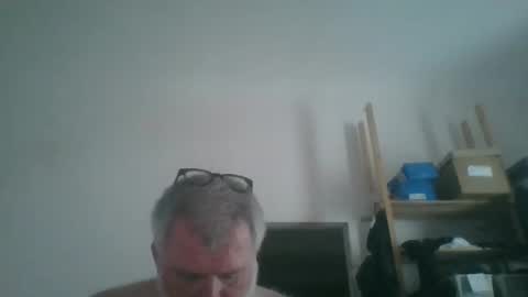Snapshot of fine_nice chatting on October 3, 10:56 am fine_nice online show from October 3, 10:56 am