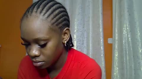 fine_queen12 online show from May 12, 7:34 pm
