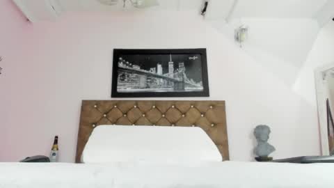 finn_jackson online show from April 25, 7:22 pm