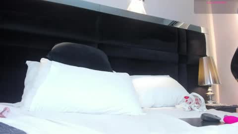 Fiorela online show from March 10, 4:28 am