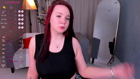 fire_emily online show from December 17, 1:23 am