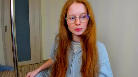 fire_luna online show from October 16, 2:38 pm