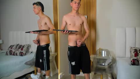 Nicolas online show from January 15, 1:42 pm